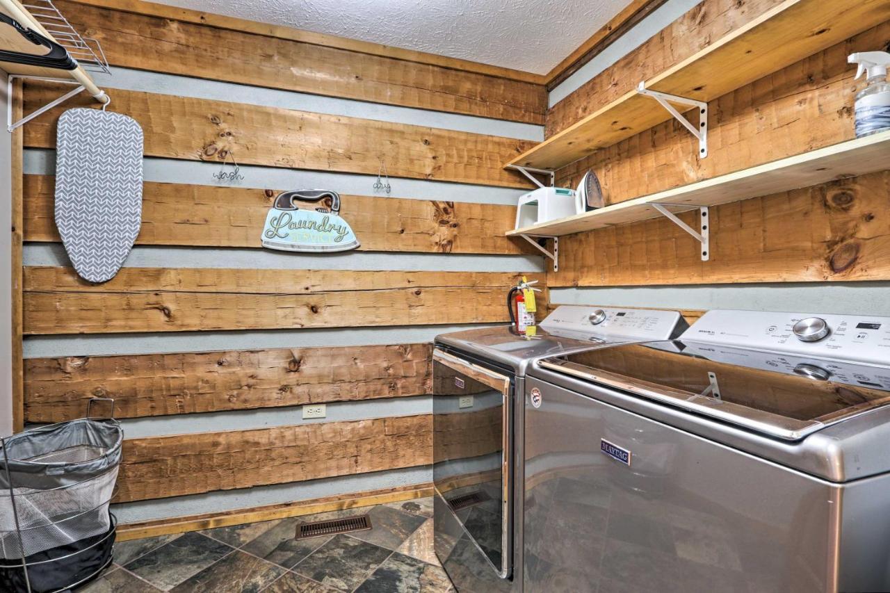 Pigeon Forge Cabin With Hot Tub, 12 Mi To Dollywood! エクステリア 写真