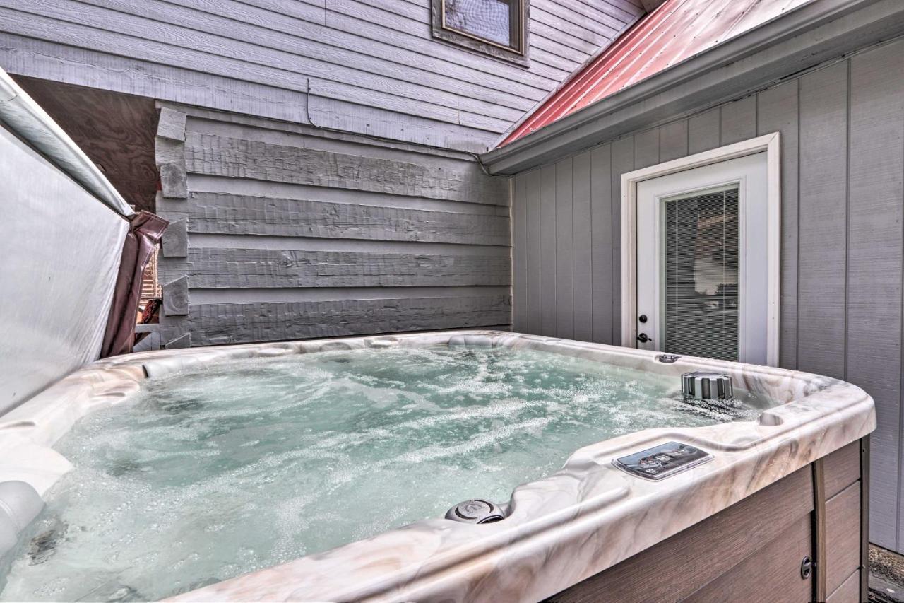 Pigeon Forge Cabin With Hot Tub, 12 Mi To Dollywood! エクステリア 写真